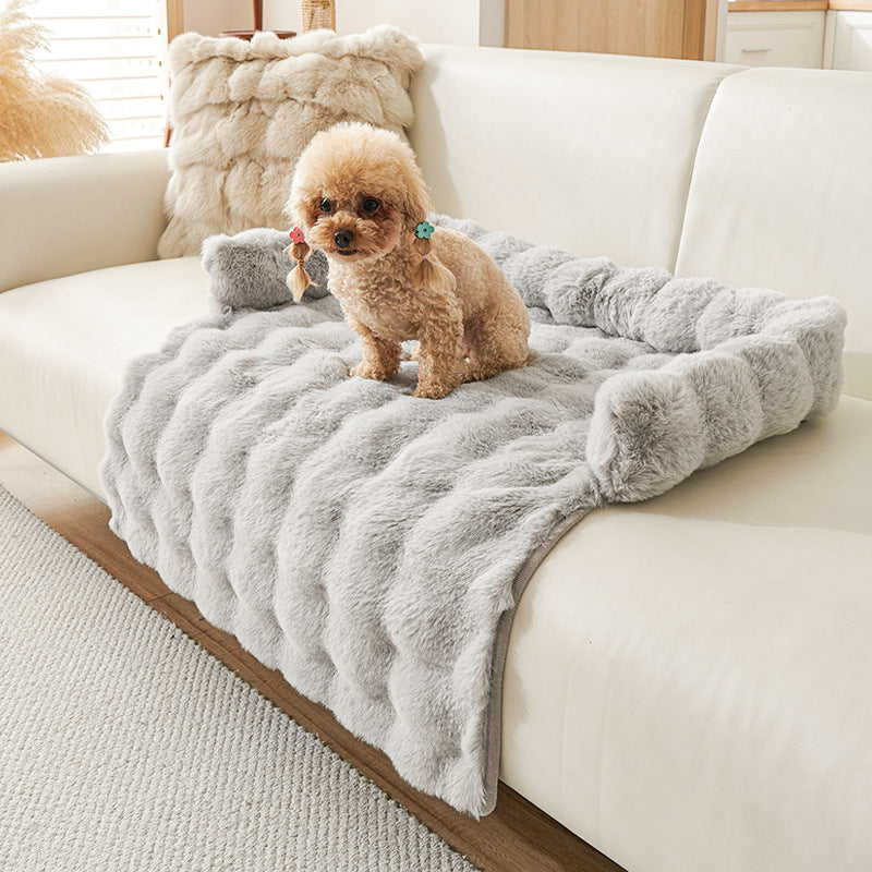 Winter Thermal Pet Mat – Thickened Non-Slip Plush Cushion for Dogs & Cats - TailAura