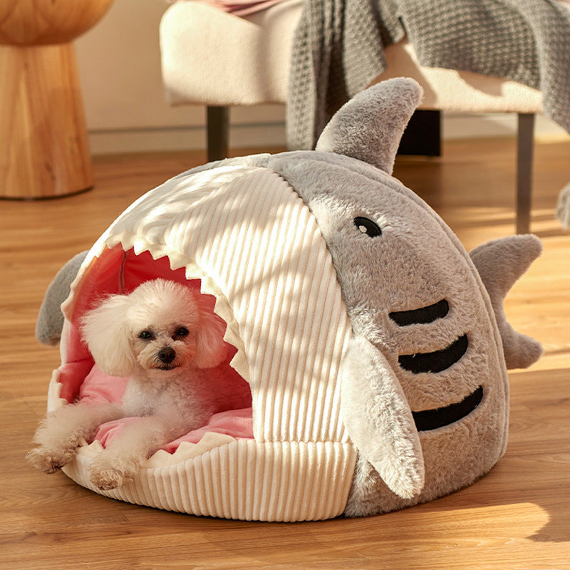 Luxury Plush Shark Pet Bed – Cosy, Fun & Enclosed Nest Design for Cats & Small Dogs - TailAura