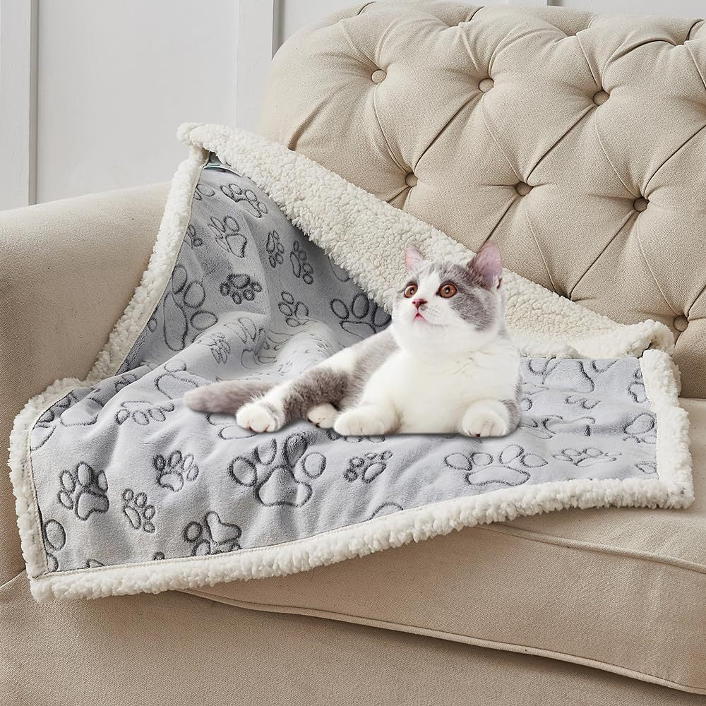 Waterproof Pet Blanket – Soft, Durable & Leak-Resistant Dog Cover - TailAura