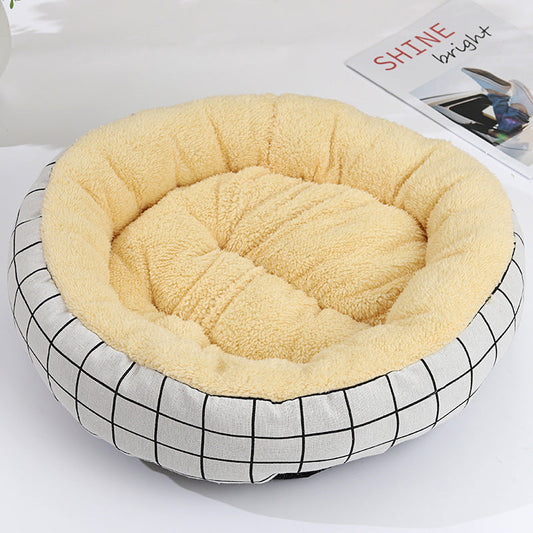 Cosy Round Pet Bed for Cats & Small Dogs – Winter Warmth - TailAura