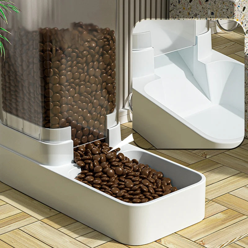 Hassle-Free Automatic Pet Food & Water Station Transparent Design - TailAura