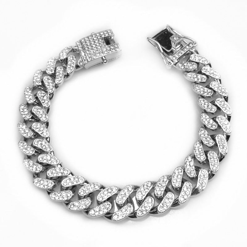 Stylish Hip Hop Pet Collar – Alloy Chain Necklace for Cats & Dogs, Trendy Unisex Design for All Seasons - TailAura