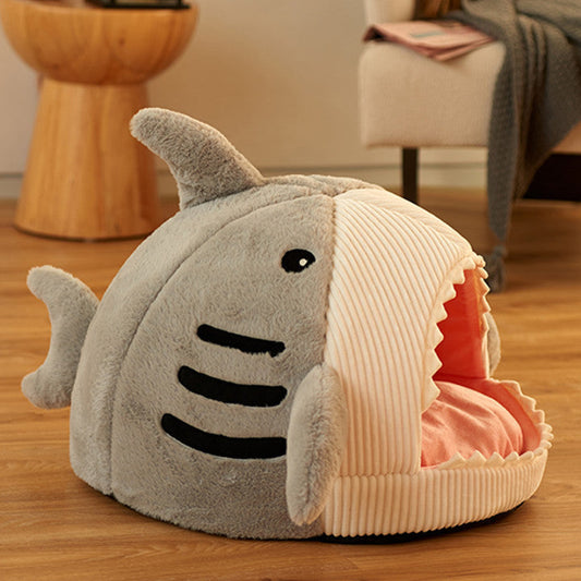 Luxury Plush Shark Pet Bed – Cosy, Fun & Enclosed Nest Design for Cats & Small Dogs - TailAura