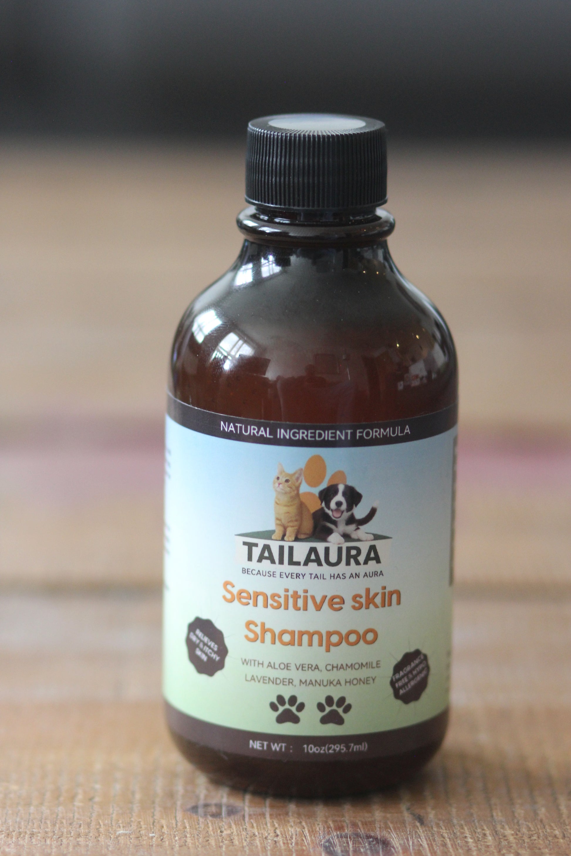 TailAura™ Skin Comfort Shampoo – A Soothing Wash for Delicate Coats (295ml) - TailAura -  -  TailAura